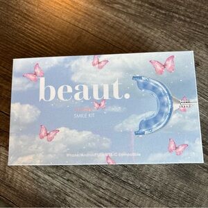 Beaut Smile Kit with Blue Light